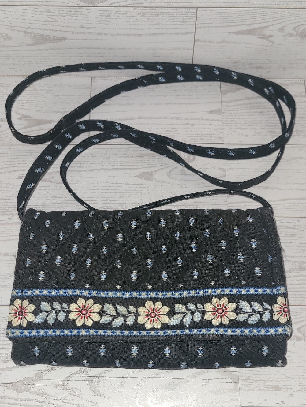 Vintage Vera Bradley Alpine Black Quilted Crossbody Bag, Clutch, Strap Wallet